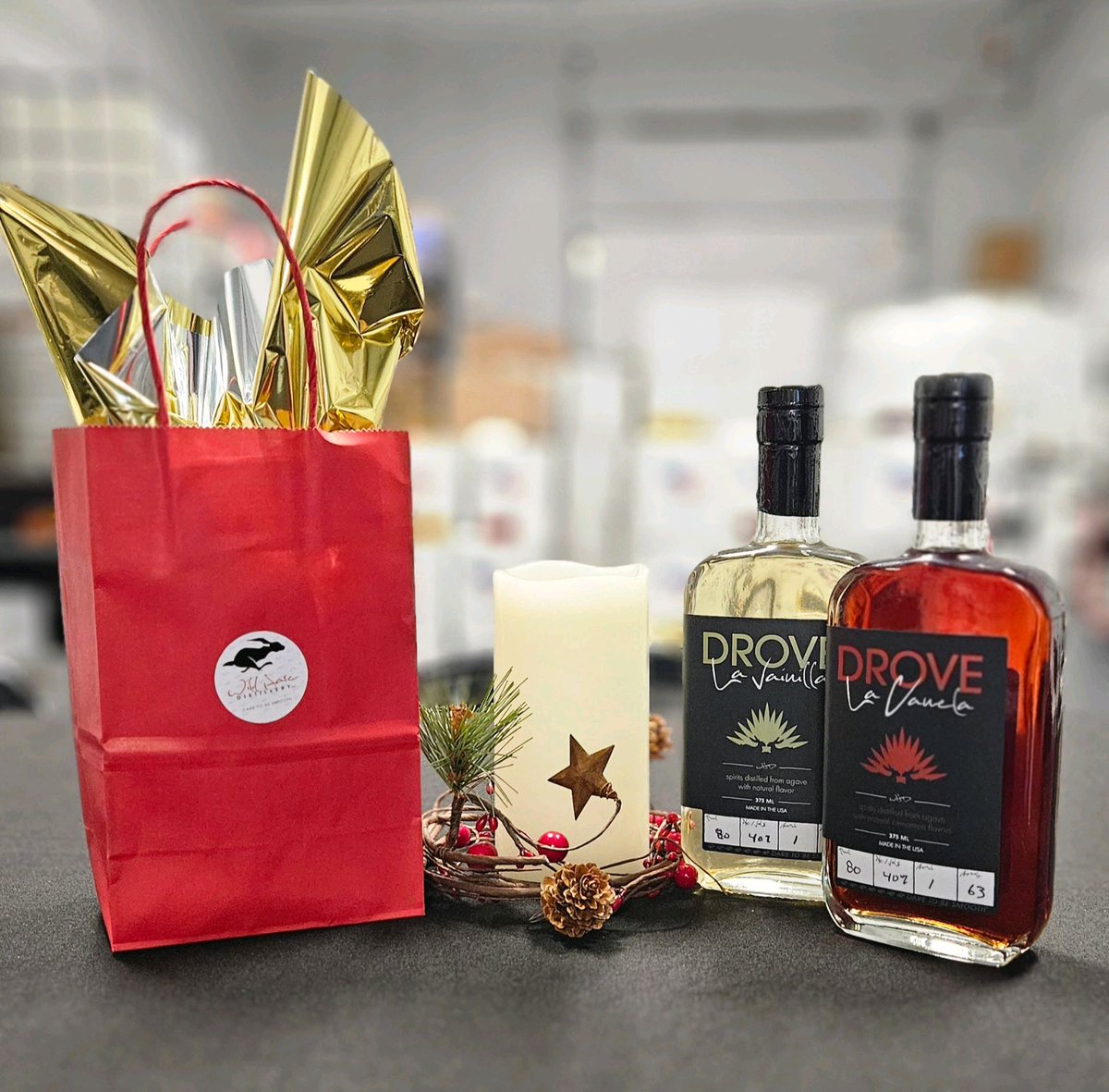 WHDSmooth's tweet image. 🕰️ Looking for the perfect gift for the holidays? Look no further! This season, give the gift of tradition with handcrafted spirits. Let’s raise a glass to new memories. 🥂✨ #HandcraftedHolidays #LocalDistillery #RaiseYourSpirits #gifts
wildharedistillery.com/buy-online