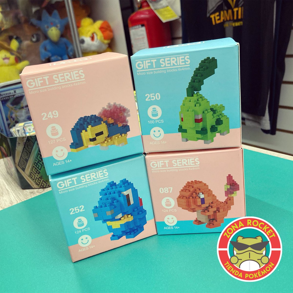 zonarocketperu's tweet photo. Pasen nochebuena armando juntos un Pokémon. 💖

📍 Disponibles para compras por inbox y en nuestra tienda en Miraflores.

Encuentra todo en
🌐 https://t.co/rq92abTVcH

#pokemon #pokemonperu #snorlax #lapras #eevee #owlet #pikachu https://t.co/yJaKArv9op