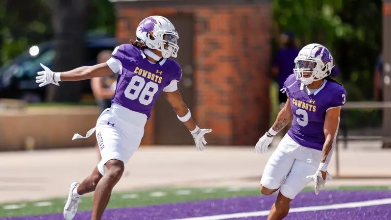 Ivan Gaines lll (@ivangaines_) on Twitter photo #AGTG After a great conversation with <a href="/CoachElkinsHSU/">JJ Elkins</a> I am blessed to receive my 1st offer from <a href="/HSUCowboys/">Hardin-Simmons Cowboy Football</a>
<a href="/TRRoughRiderFB/">Roosevelt Rough Riders</a> <a href="/CoachBarnes91/">Darnell Barnes M.Ed</a> #AGTG After a great conversation with <a href="/CoachElkinsHSU/">JJ Elkins</a> I am blessed to receive my 1st offer from <a href="/HSUCowboys/">Hardin-Simmons Cowboy Football</a>
<a href="/TRRoughRiderFB/">Roosevelt Rough Riders</a> <a href="/CoachBarnes91/">Darnell Barnes M.Ed</a>