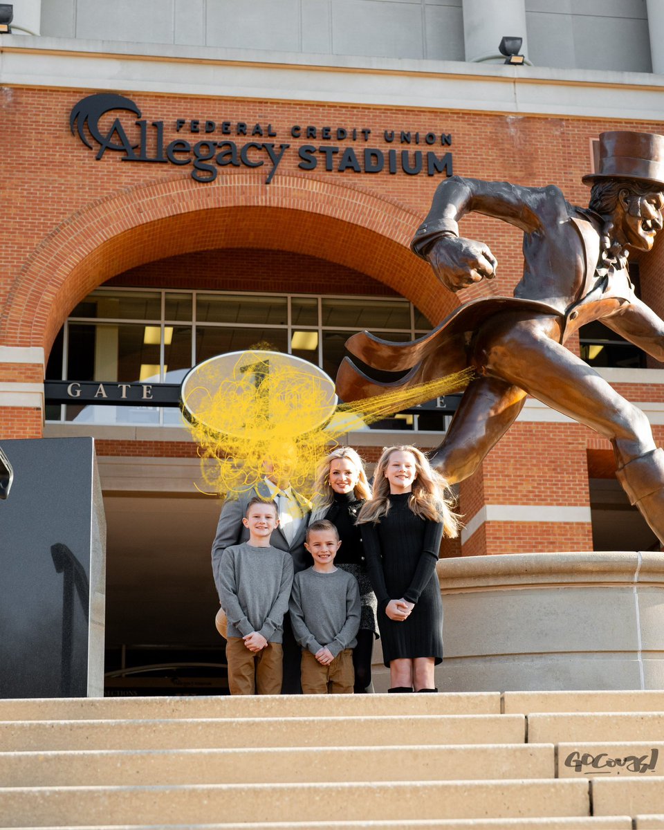 Afflicted Pharmacologist tweet media