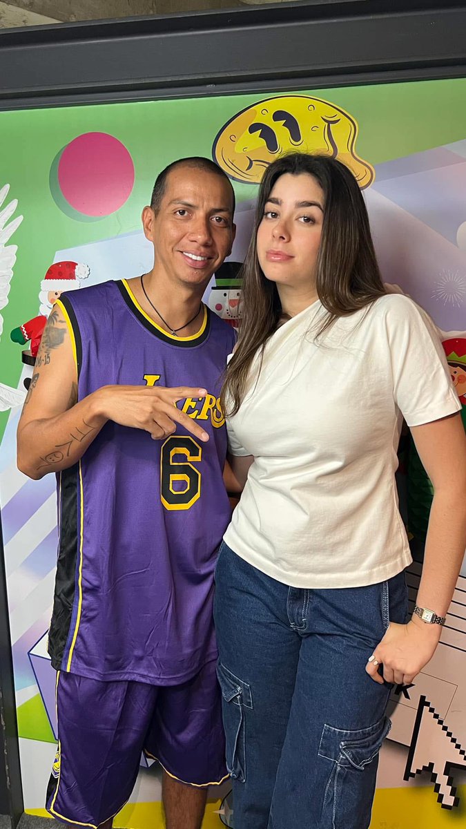 Como cuando te vacilas al dealer para que te regale la weed.