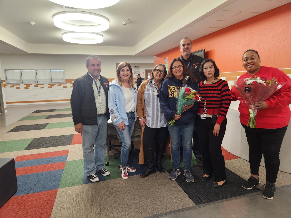 JIbarra_DrTinajeroPk-8 (@jri_drtinajero) on Twitter photo Big congratulations to our support staff member of the year!! Mrs. Veronica Baez is essential to the positive changes on our campus. Caring and tough she gets the job done and so much more! <a href="/DrTinajeroEPISD/">Dr. Josefina V. Tinajero PK-8</a> <a href="/ELPASO_ISD/">El Paso ISD</a> #ItStartsWithUs Big congratulations to our support staff member of the year!! Mrs. Veronica Baez is essential to the positive changes on our campus. Caring and tough she gets the job done and so much more! <a href="/DrTinajeroEPISD/">Dr. Josefina V. Tinajero PK-8</a> <a href="/ELPASO_ISD/">El Paso ISD</a> #ItStartsWithUs