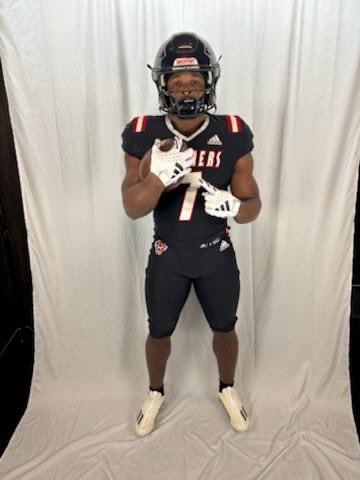 1000% committed let’s get to work I’m home🔴⚫️⚪️ <a href="/DU_Football/">Davenport Football</a>