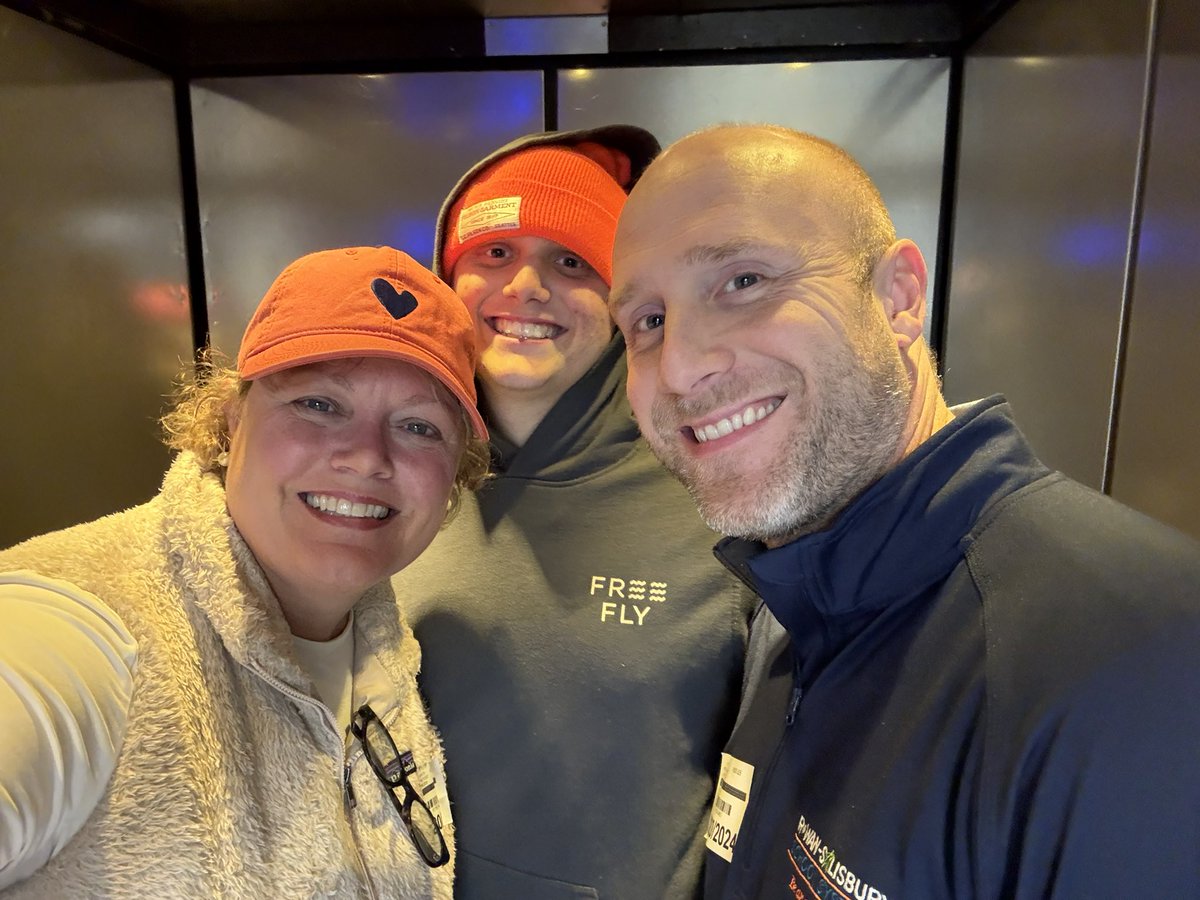 The strongest kid I know had a CT scan today after 4 rounds of chemo, after 100 days of cancer and after the hardest week yet. He is brave, he is determined and we will patiently wait as we send it up to God! Merry Christmas!🎄🎁 <a href="/Ryan_Snyder11/">Ryan Snyder</a> <a href="/RussSnyder11/">Russ Snyder</a>
