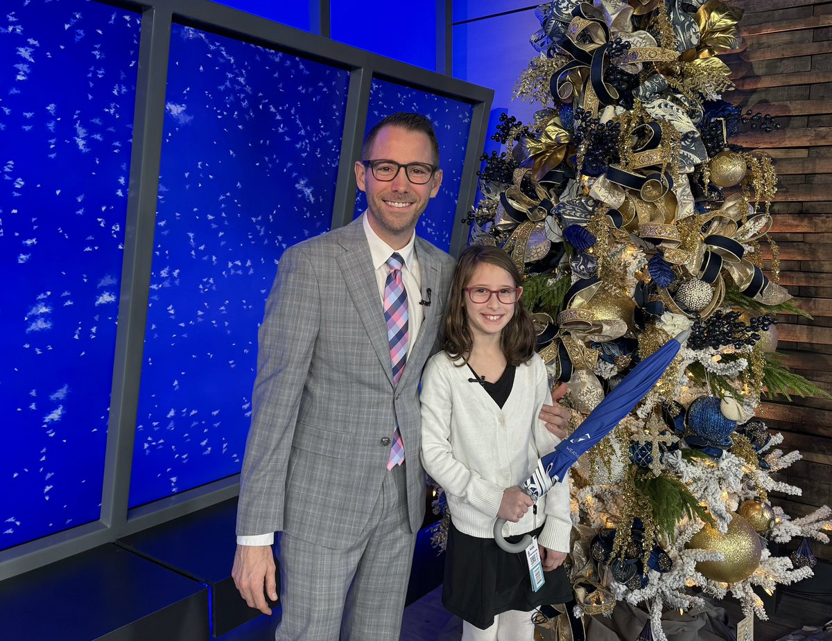 jloganwxguy's tweet photo. Meet Desi, the newest @FOX56News #FutureForecaster. She’s from Picadome Elementary in Lexington. Hope you had a chance to catch her this mornin. @FCPSKY @shadrach73 https://t.co/N9S0qK0784