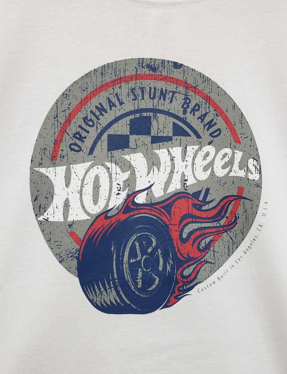 hotwheels_28's tweet photo. おっとお友だちのみんなにアパレル販売のご紹介⤴️

スーパーリグの販売同様、本日から #ホットウィール オリジナルのパーカー、ロンT、キャップを全国のドン・キホーテにて限定販売するんやで～😄

サイズも豊富に取り揃えてるからこの冬のアイテムに是非とも買うたってや

#ドン・キホーテ和泉中央 https://t.co/v5MYPRhSjm