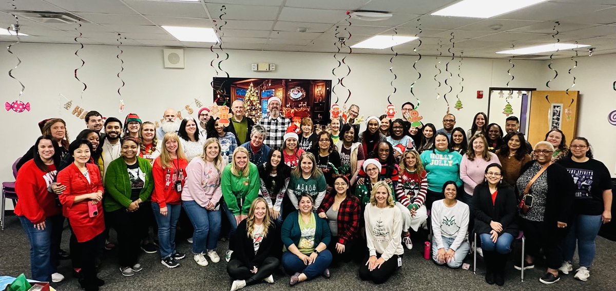 Team TLD!  From PreK to 12th grade we get to provide high quality curriculum, instruction, and PD throughout GISD! Best team EVER! Merry Christmas and Happy Holidays! ⁦<a href="/GISDTLD/">Teaching & Learning Development</a>⁩