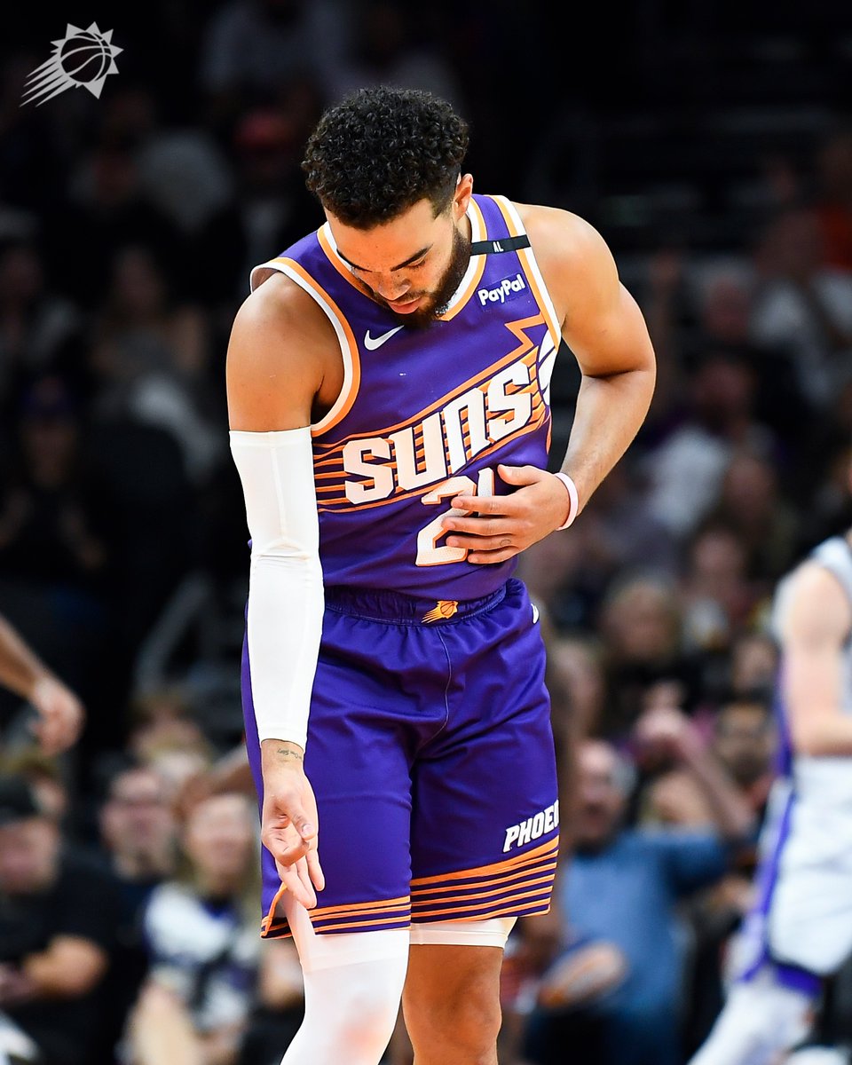 Suns's tweet photo. VOTE TYUS JONES FOR ALL-STAR.

⭐️12.5 PTS
⭐️ 6.9 AST
⭐️ 2.0 REB
⭐️ 1.0 STL

🗳️ Vote Here: https://t.co/x55HQeoyG4 https://t.co/hDAc73Juk5