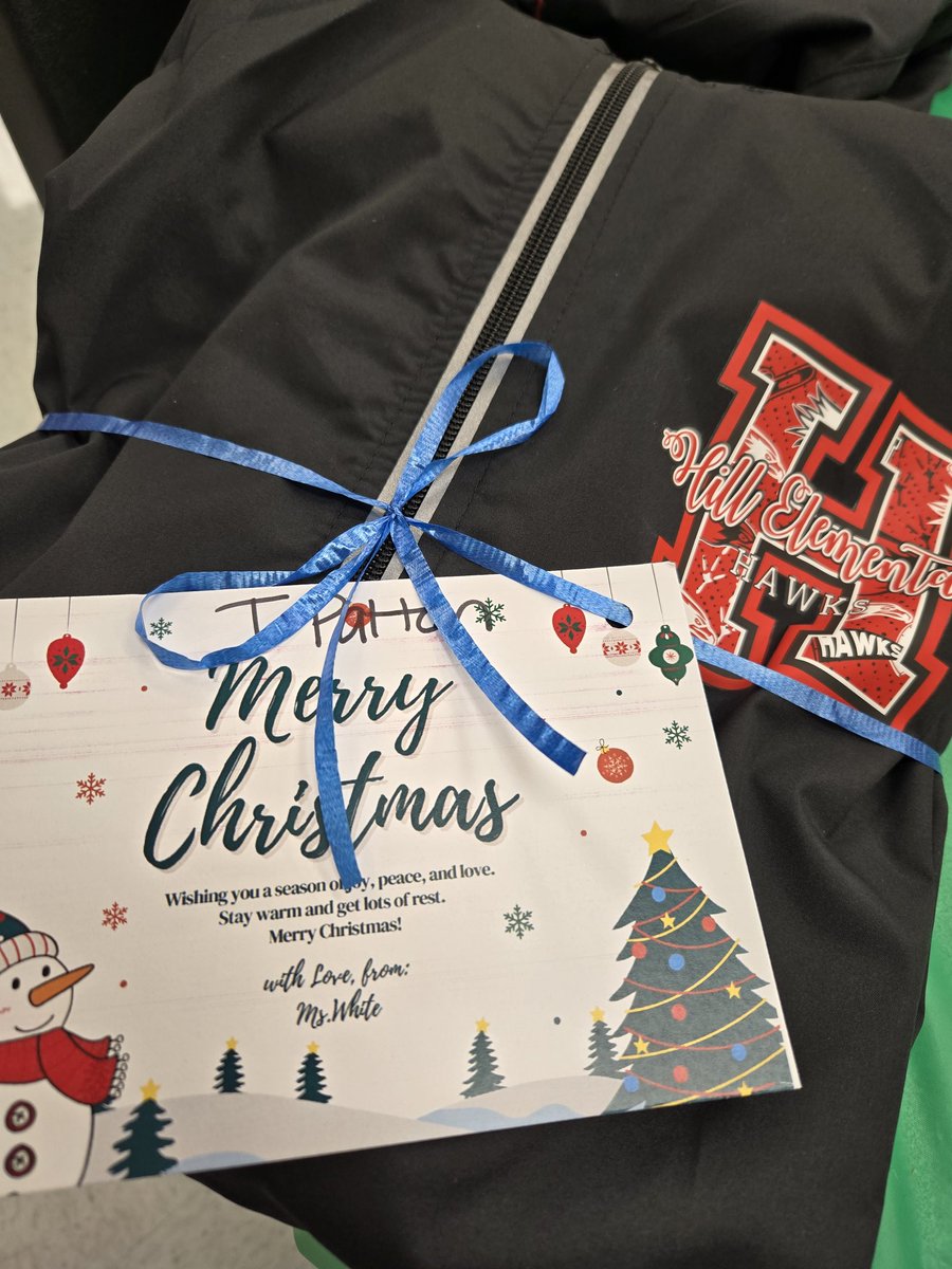 tarapatton's tweet photo. @Hill_AISD luncheon today! Love our gifts, Hill jackets. Thank you @whiteconstance1! We are ready to start the break and celebrate the holidays with family!! @1EThompson @Garciamari2001 @SheniceGary @SADubberke @AGarcia1135 @BrendaBSanchez1 @nancymuniz20_ @Motiv8d_Mommi3 https://t.co/l284VrJu3c