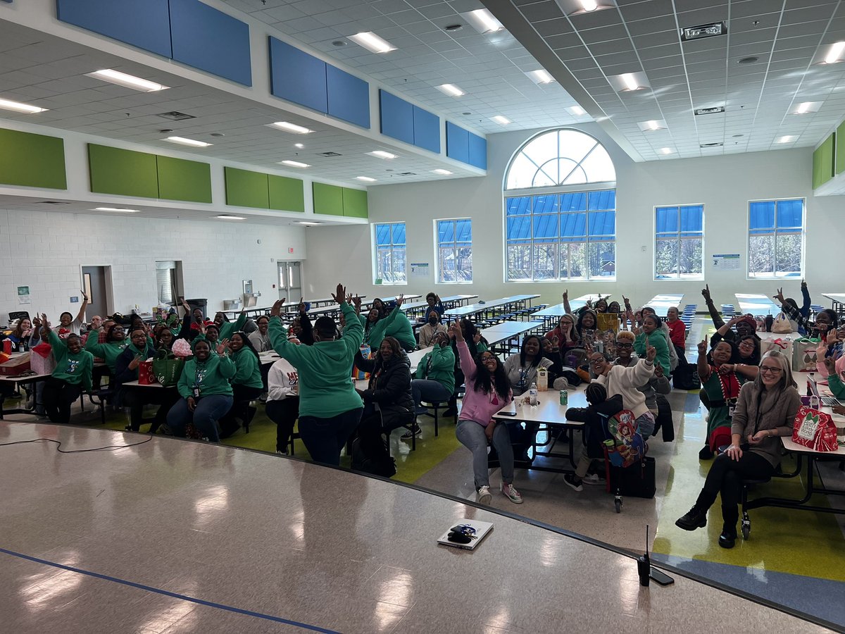 dr_tiffanyl's tweet photo. Thatโs a wrap on our first semester as a Blue Jay Family! ๐ Wishing everyone a joyful and restful break. See you in 2025! #BlueJayStrong #FinishLineToNextBeginning
@BCE_HCS @QuaviousWright @SJacksonEDU2 https://t.co/1h0x9ocVSj