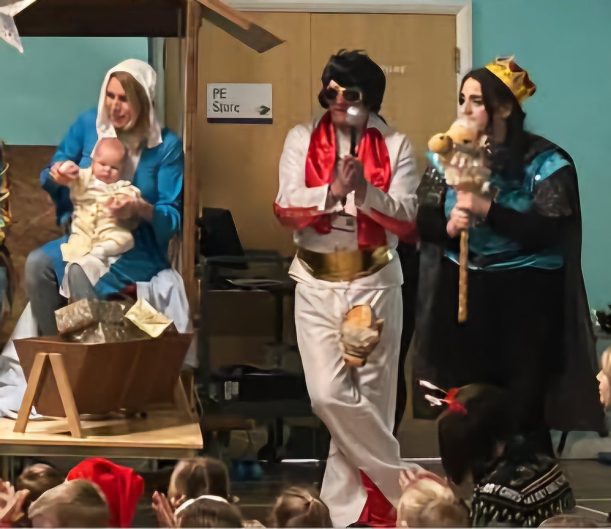 grahamandre's tweet photo. When you have to do Nativity for the kids and come as one of the Three Kings ๐ #primaryrocks @gazneedle @redgierob @aly_sea @clmassey68 @hazelmpinner @MissNCleveland @MissSDoherty @Misterbodd @HYWEL_ROBERTS @RetirementTales @ST3AMCo https://t.co/qKnwK9gnV0