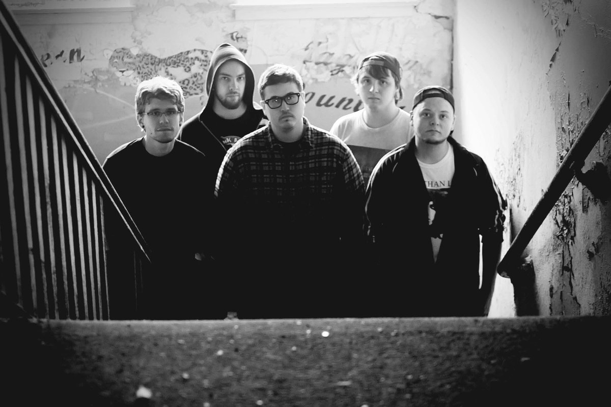baltic2boardND's tweet image. Tonight we celebrate 15 years of friendship and sad songs. A voice for the voiceless and a beacon in the dark.
Come sing some old and new songs.
w/ Meatshoe, Falling in a Dream, & rana danta
7pm Doors • 7:30pm Music • Free • 21+
The Aquarium