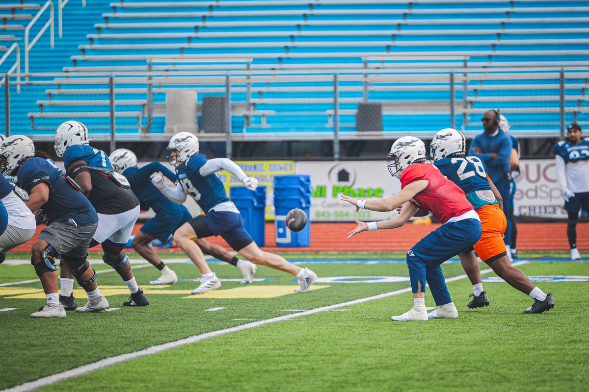 UTSAFTBL's tweet image. Bowl Practice 1️⃣

#TriangleOfToughness
#LetsGo210 | #BirdsUp🤙