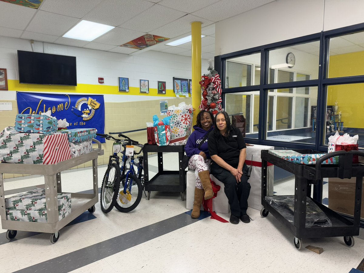 Westhaven ES (@wesbluejays) on Twitter photo <a href="/WESBluejays/">Westhaven ES</a> a family was blessed w/gifts for all of the children. Thanks to the generosity of Mrs Revils of Gracefully Giving Christmas will be more special. Mrs Revils is pictured w/SSO Mrs Johnson #PPSshines <a href="/Brenda21580279/">Brenda Mitchell</a> <a href="/LadyKarenT/">Karen Minor-Turner</a> <a href="/TinikaDawson/">Tinika Dawson-bloodworth</a> <a href="/PortsVASchools/">Portsmouth Schools</a> <a href="/WESBluejays/">Westhaven ES</a> a family was blessed w/gifts for all of the children. Thanks to the generosity of Mrs Revils of Gracefully Giving Christmas will be more special. Mrs Revils is pictured w/SSO Mrs Johnson #PPSshines <a href="/Brenda21580279/">Brenda Mitchell</a> <a href="/LadyKarenT/">Karen Minor-Turner</a> <a href="/TinikaDawson/">Tinika Dawson-bloodworth</a> <a href="/PortsVASchools/">Portsmouth Schools</a>