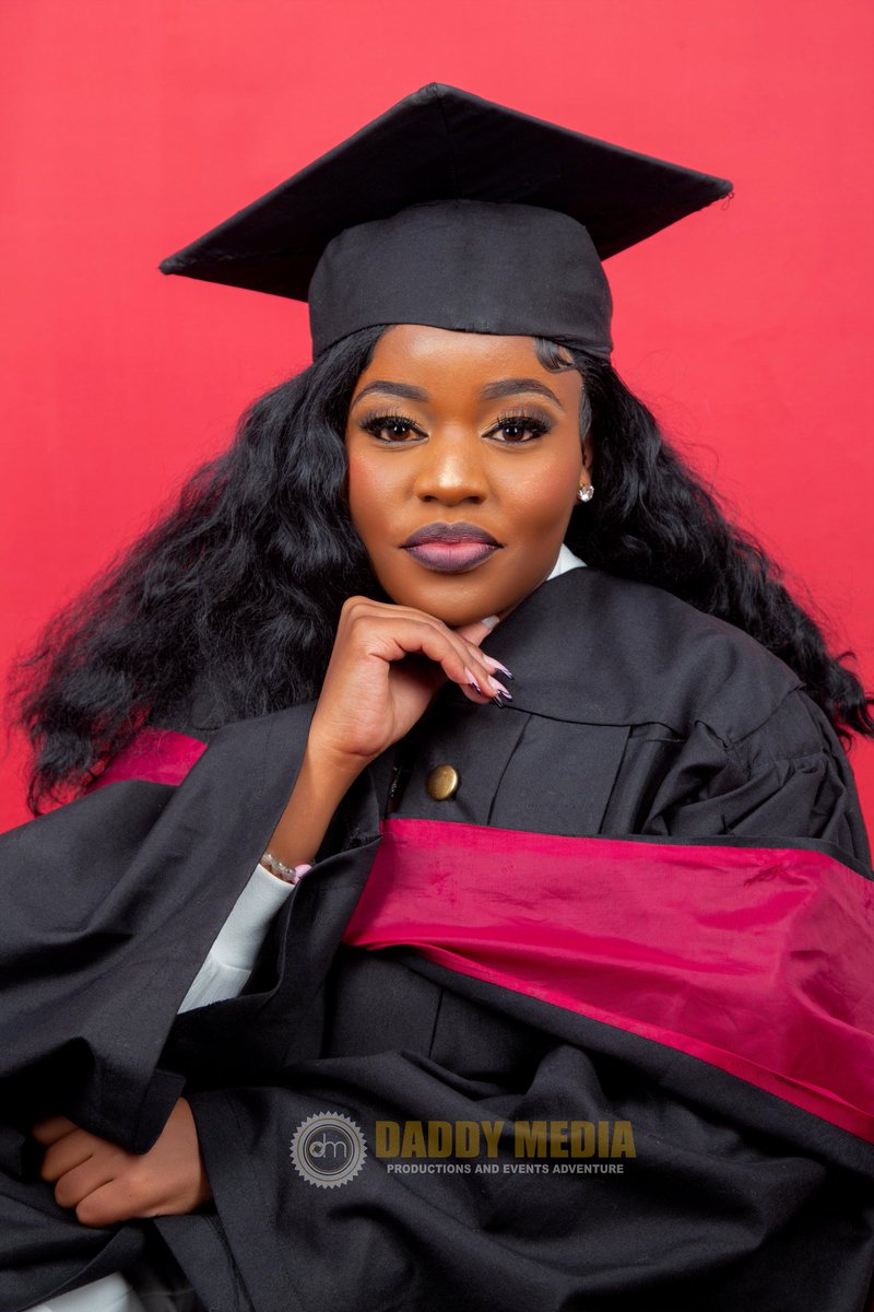 DaddyMedia's tweet photo. Another one from Daddy Media Productions - Create. Design. Develope 
Trust us with your portraits. Free Mounting A3. Visit our studio at Biashara Plaza 4th floor suite 1 moi avenue.
+254 726 519 689 / +254 789 519 689
#Graduation2024 
#graduationportraits 
#graduationmounts https://t.co/X1sJSXeCiS
