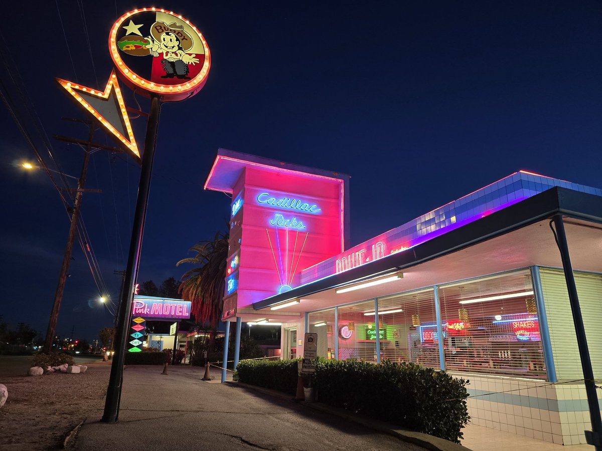 Pink_Motel_'s tweet photo. https://t.co/yOg4Hs9W4w