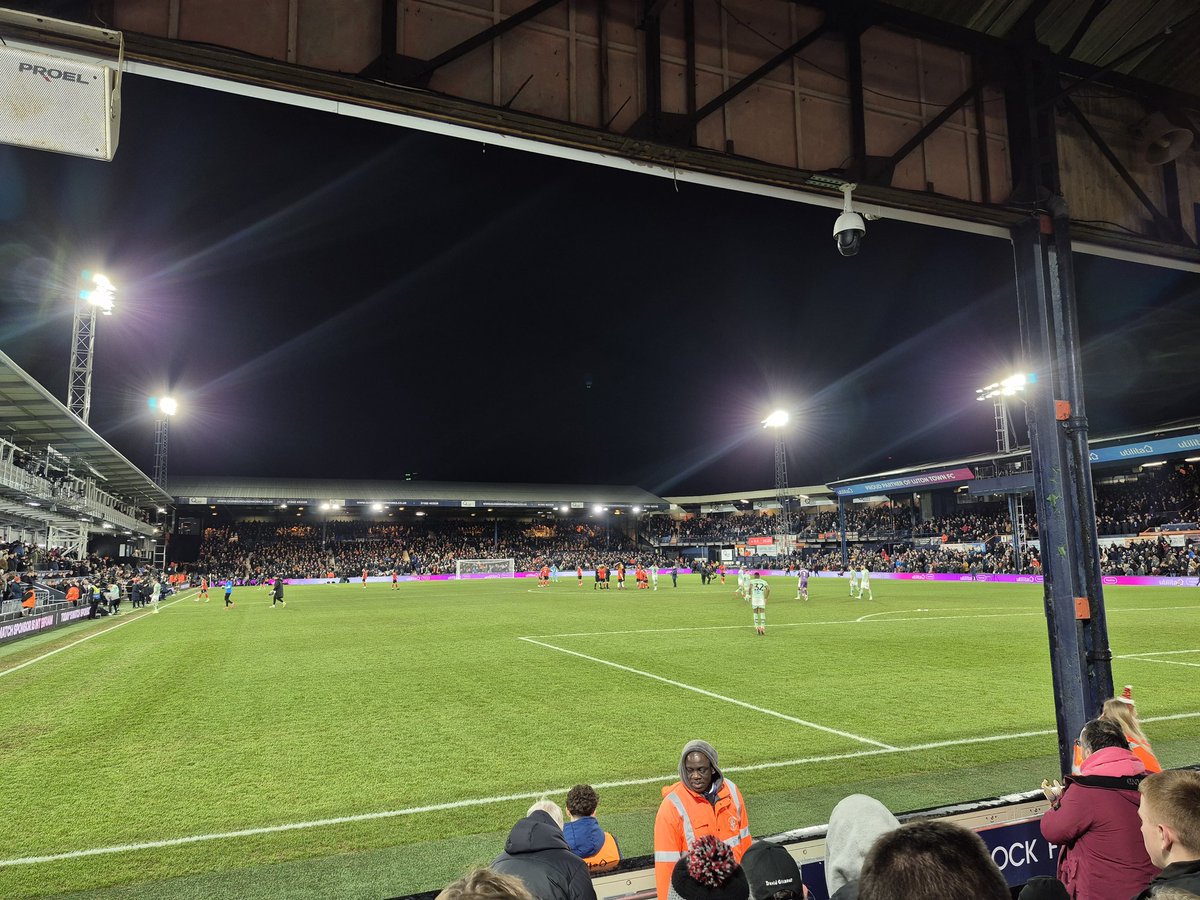 StevenPashley's tweet photo. #dcfc 🐏 https://t.co/FTTaaCEfw2