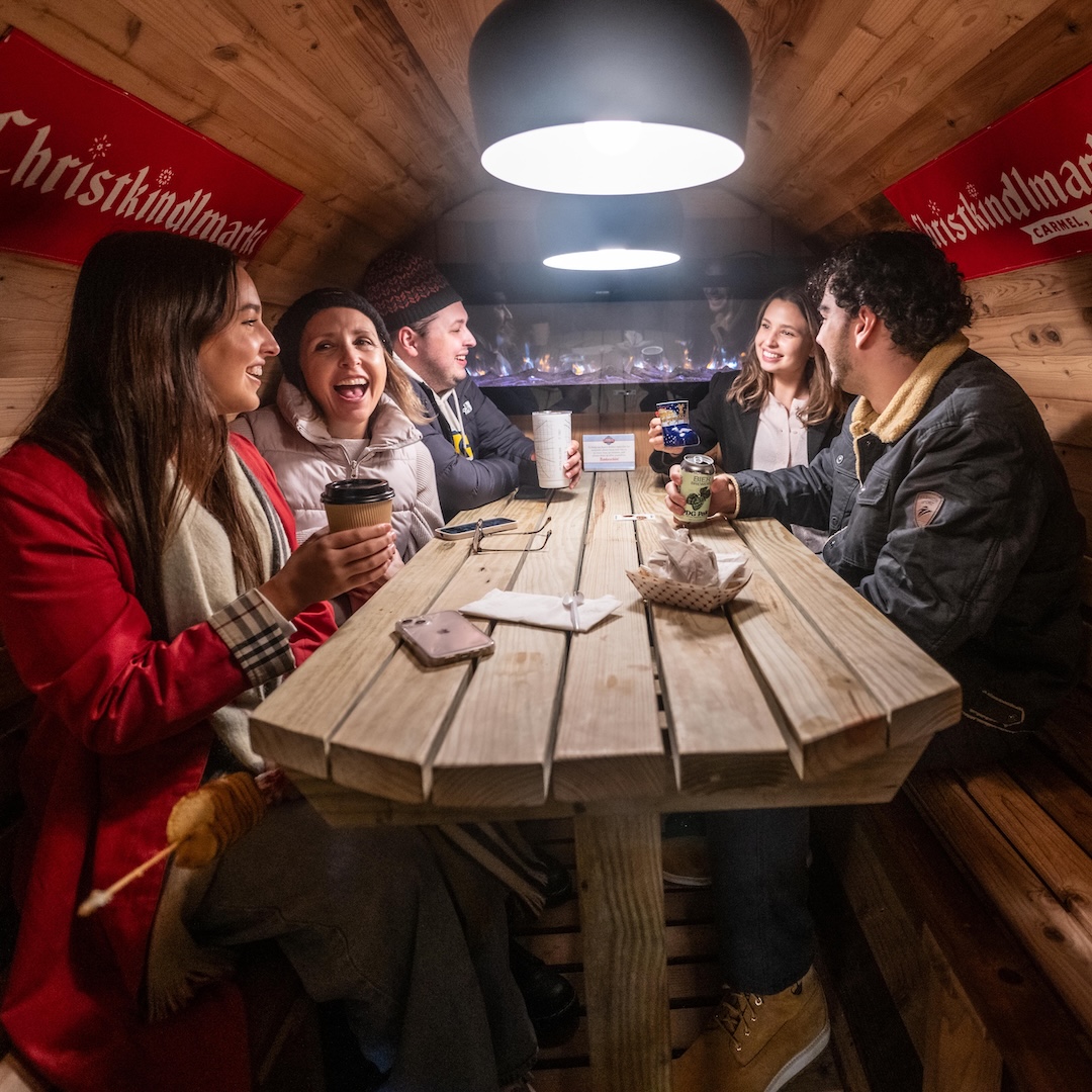 CarmelChristkin's tweet image. 🎄 Carmel Christkindlmarkt - Special Christmas Week Hours 🕰️

◾Monday, December 23: 12 PM - 9 PM
◾Tuesday, December 24 (Christmas Eve): 12 PM - 4 PM

#MarketMagic #CarmelChristkindlmarkt #visitHC #HolidayMarket #CarmeIIndiana #HamiltonCountyIN #HolidaysInCarmel