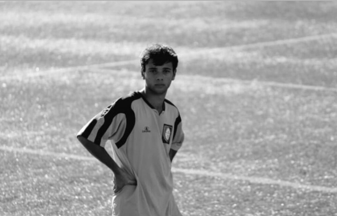 Tmelo06's tweet photo. Já faz 2 anos que partiste. Ainda sentimos a tua falta. Até já, amigo🤍 https://t.co/esrZM4lTmF
