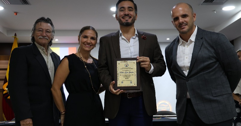 ECUADORolimpico's tweet photo. La Federación Ecuatoriana de Buceo y Actividades Subacuáticas reconoció a sus deportistas en la Gala de @FEDASUB que se desarrolló en el Auditorio del Comité Olímpico Ecuatoriano.

CONOCE LOS GANADORES ⬇️