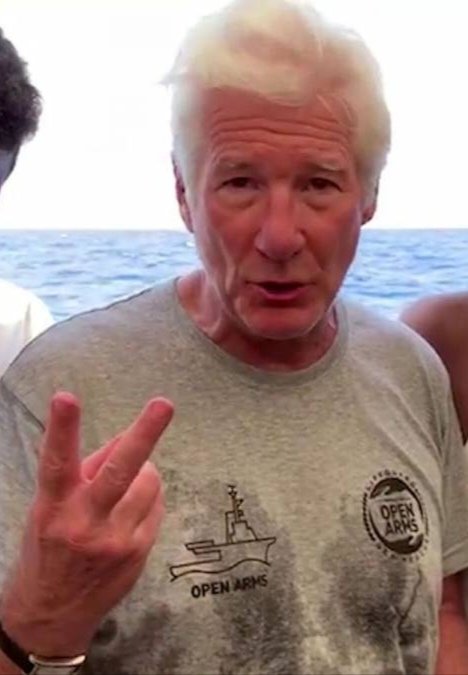 EsercitoCrucian's tweet photo. Buahahahajajajahahahajajajaaaa

#Salvini https://t.co/B9hWx82ZCN