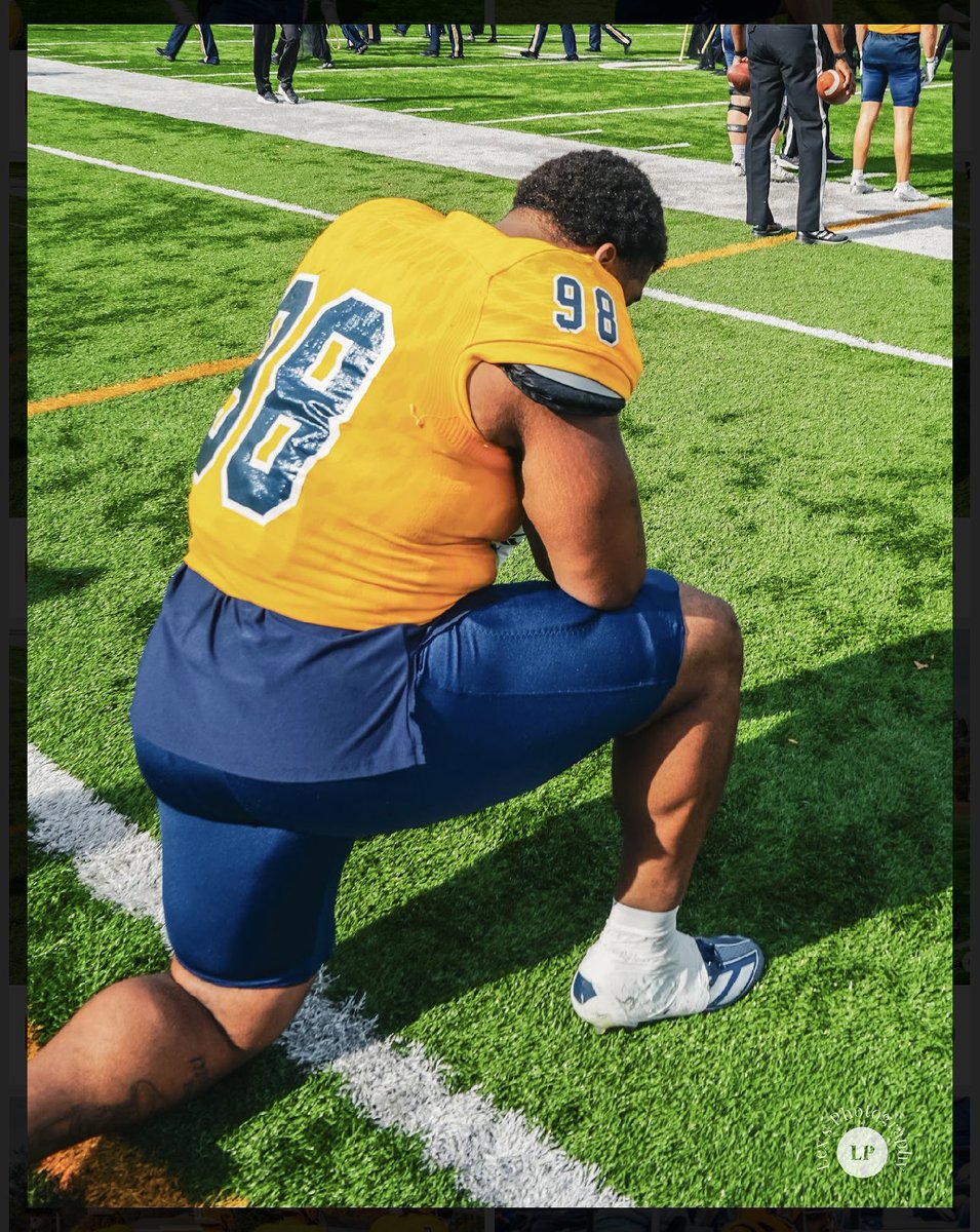 Coaches I am a graduate student, currently getting my MBA!