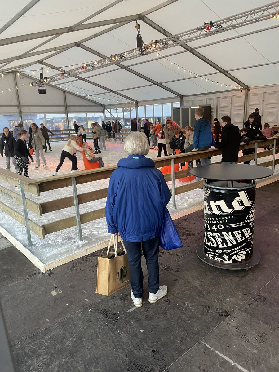 #winterfestijn op ‘t #Dorpsplein #gemeenteBest
t/m 5 januari 2025