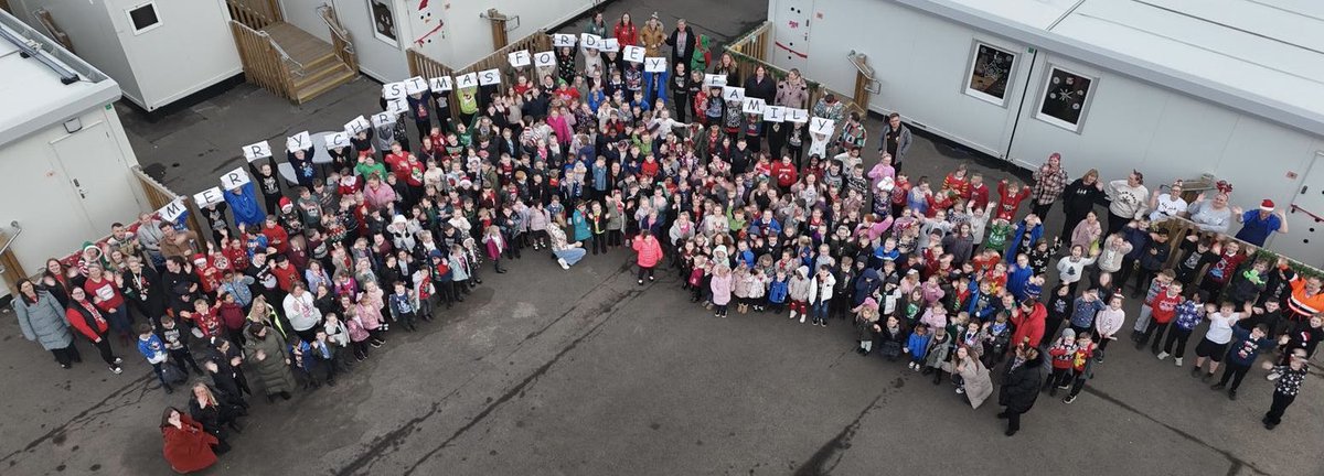 Happy Christmas from our whole school to our Fordley Family and beyond.  It’s been a year 😁🎄#FantasticFordley #FordleyFamily #MerryChristmas