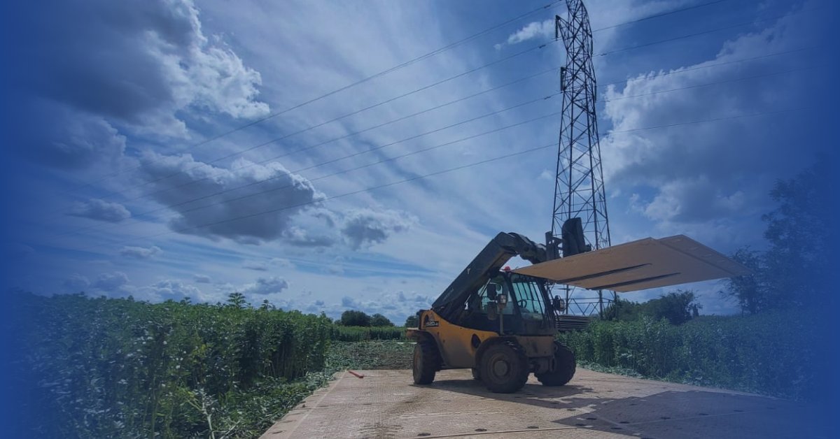 SignatureSystem's tweet image. Struggling with tough job site access? From heavy-duty MegaDeck® HD+ to light-duty DuraDeck®, our composite mats offer durable solutions for every project. 

Protect your crew, site, and environment today. hubs.li/Q02_F86n0

#SiteAccess #ConstructionMatting