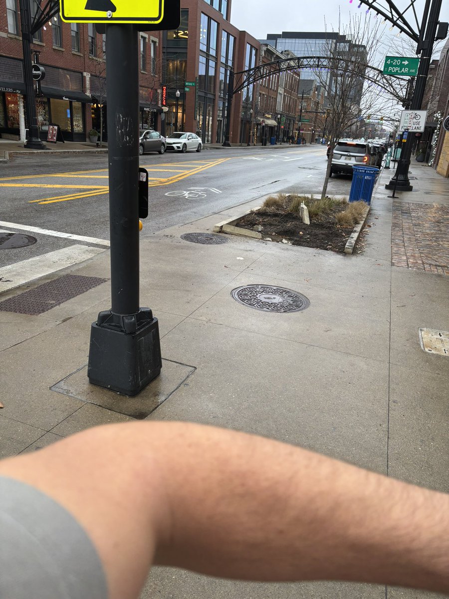 Short sleeves to prove a point.