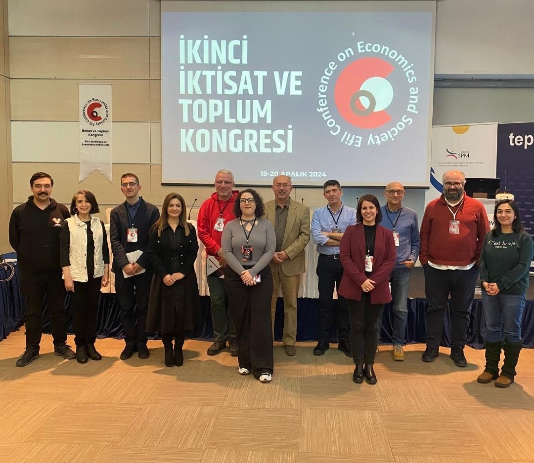 Özlem Eştürk (@esturkozlem) on Twitter photo 