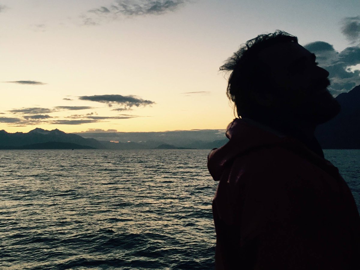 Internetjosh's tweet image. Lynn Canal 2015. Missing the ocean. Missing being exhausted at the end of each day. Missing the salt, the spray, flocks of birds, sunsets and sunrises that don't end, but blend into one other. If you get a chance to adventure, do it!