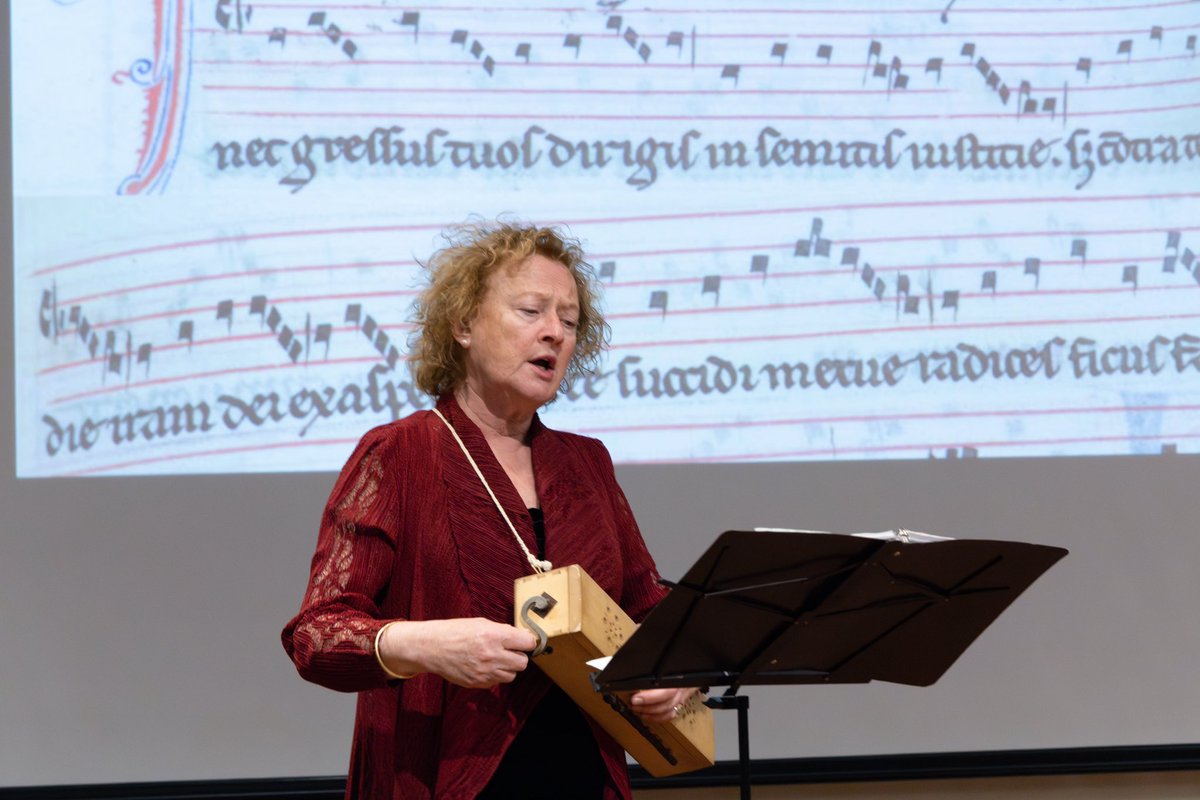 bostoncamerata's tweet photo. December 17: A gala celebration at the American Academy of Arts and Sciences feted the miracle of the newly restored Notre-Dame in Paris. The Cambridge gathering featured presentations by Dr. Caroline and Dr. Thomas Kelly. https://t.co/EADwG9kAG4
