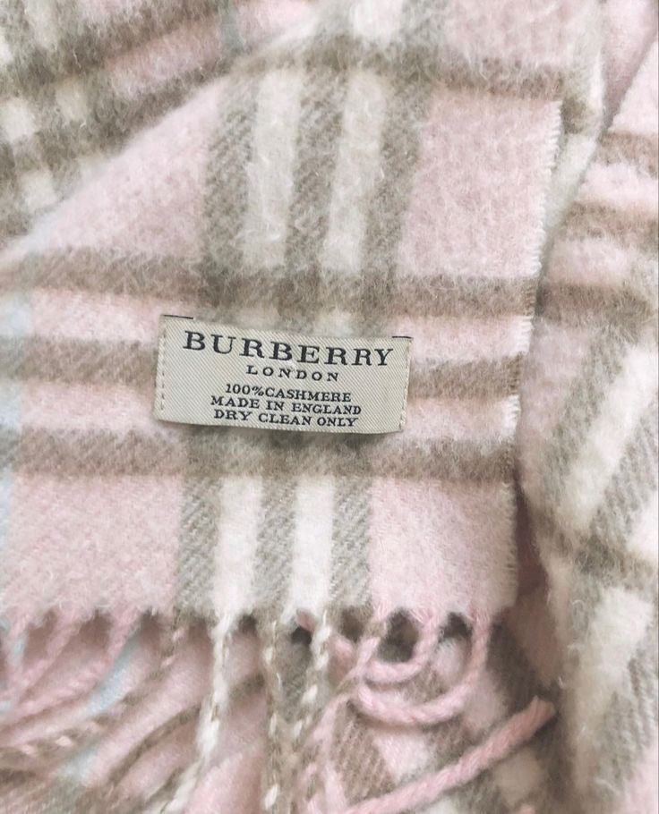 SweetDafne_'s tweet photo. ᯓᡣ𐭩 #edtwt moot hunt 🍓

                 ۶ৎ she/her , 9teen 

🧸ྀི  ednos, not new just relapsed 
🌷͙֒  that one moot that never shut up!
                
                  I really like: 🎞️, 🩰, 🎤, 🎧
             ‘nd a bunch of other things tbh

♡/↺ to be moots🎀 https://t.co/7o0AszKL4N