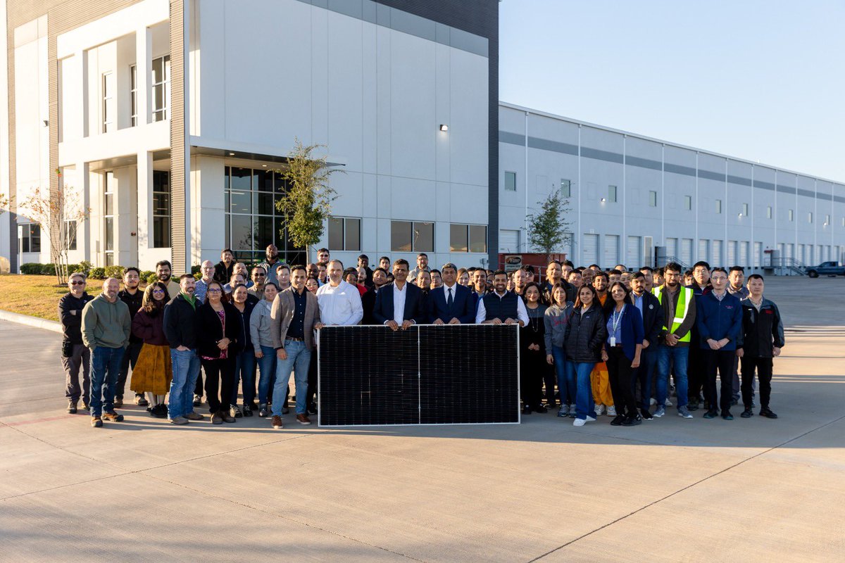 cgihou's tweet photo. Pleasure to join Mr. Sunil Rathi, President of Waaree Solar Americas, in celebrating the production of their first PV module at the Brookshire facility. Waaree Solar Americas Inc., a wholly owned subsidiary of India’s Waaree Energies Ltd., offers domestically manufactured high-efficiency PV modules to U.S. power producers. This 1.5 GW capacity facility strengthens the India-U.S. energy partnership and creates local jobs.

Congratulations to the Waaree team on this achievement!

#IndiaUSEnergy #IndiaTexasEnergyPartnership #RenewableEnergy