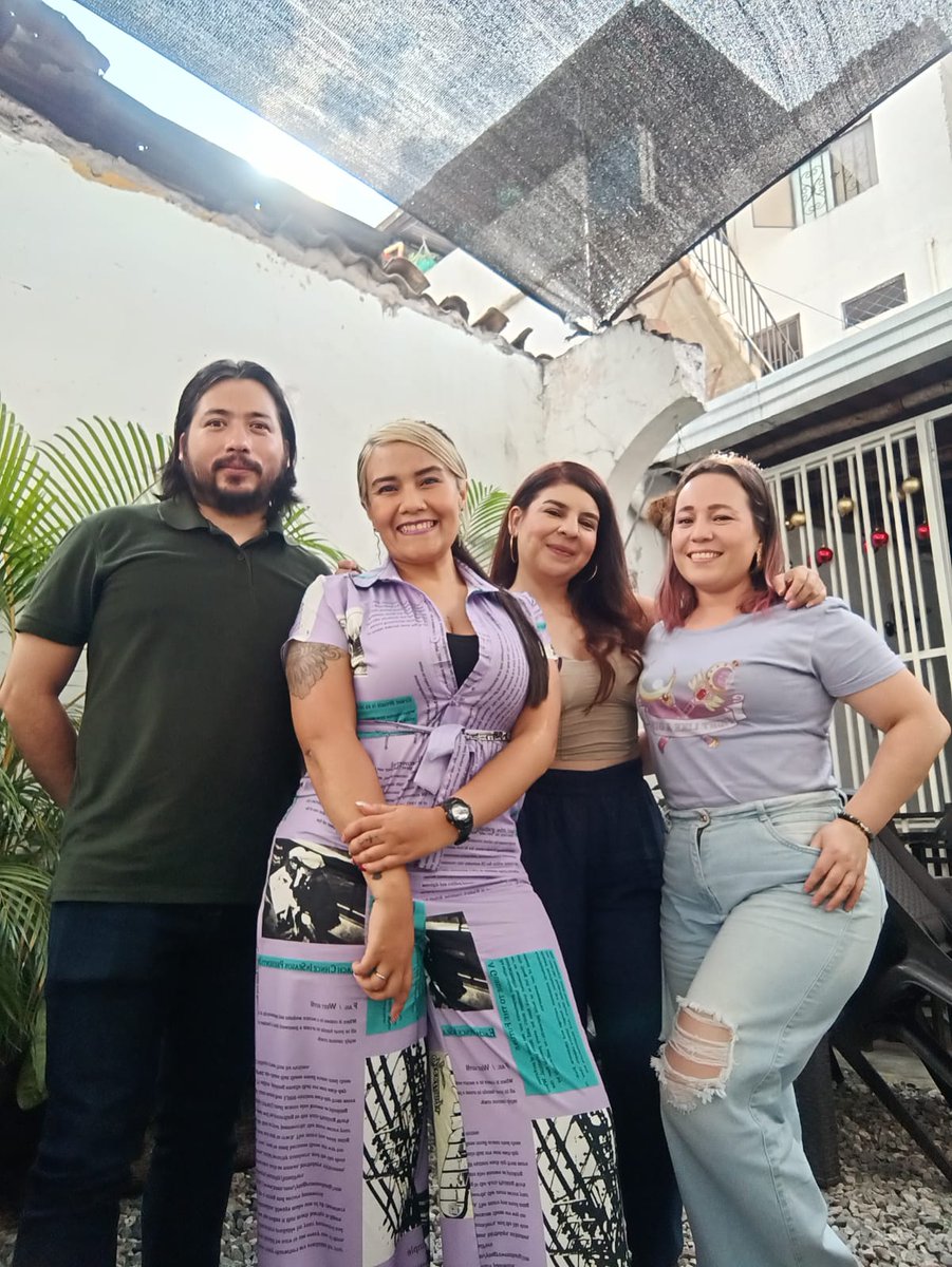AtssanCol's tweet photo. ATSSANCOL
1974-2024

50 Años Construyendo Gremio Profesional

#SoyATSSANCOL
#SoyGremioTS
#TrabajoSocial
#TrabajoSocialColombia
#NewGeneration

Síguenos en redes sociales como @atssancol

Canal WhatsApp:
https://t.co/LGLreuV02Q https://t.co/f6OrogAFDe