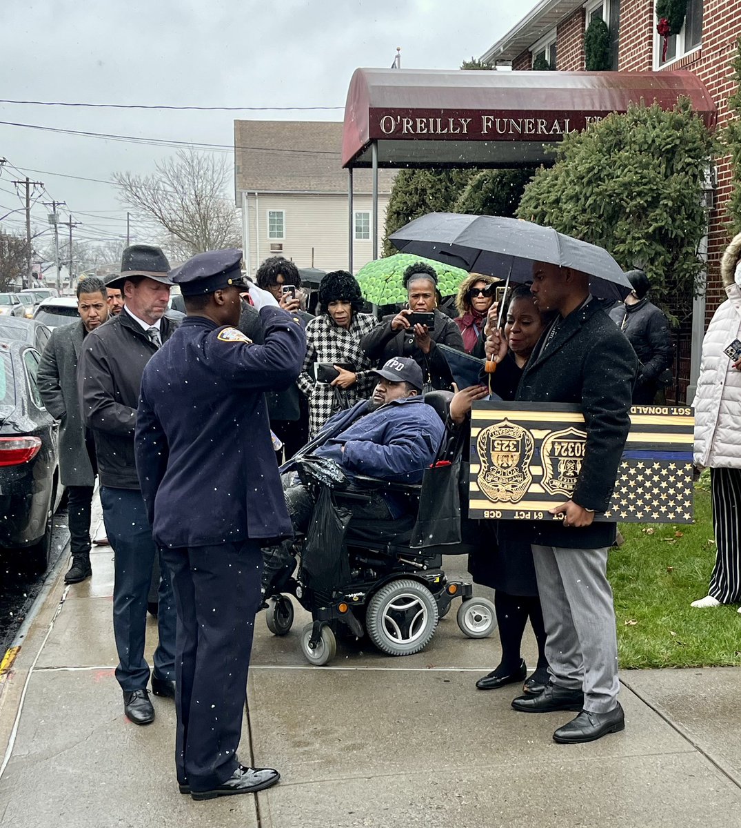 NYPD Ceremonial Unit tweet media