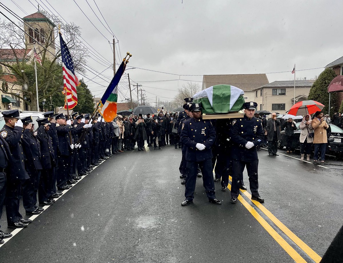 NYPD Ceremonial Unit tweet media
