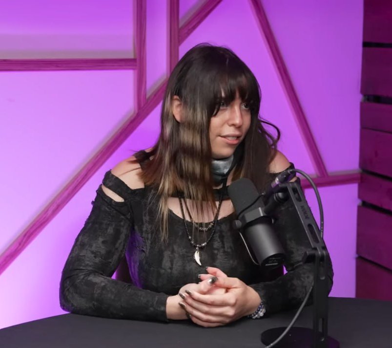 xttracontent's tweet image. No es @MiaSkylar , es la famosa Vtuber NimuVT y ese es su rostro revelado en el reciente Podcast de  Delox.