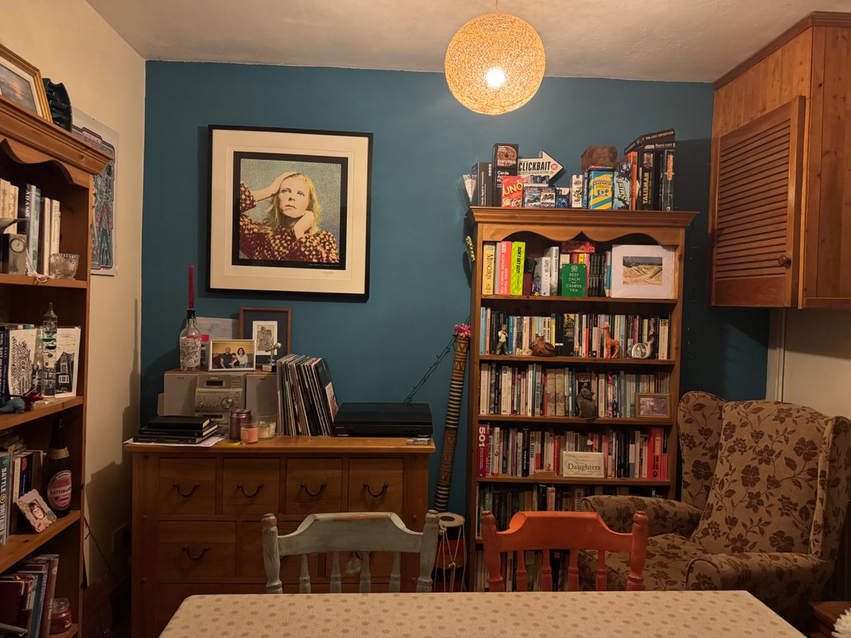 Karen Clare tweet media