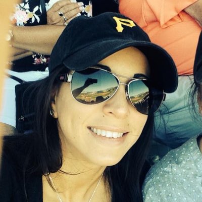 MrsEricaHague's tweet photo. #NewProfilePic https://t.co/SoQ5Z3pXmI