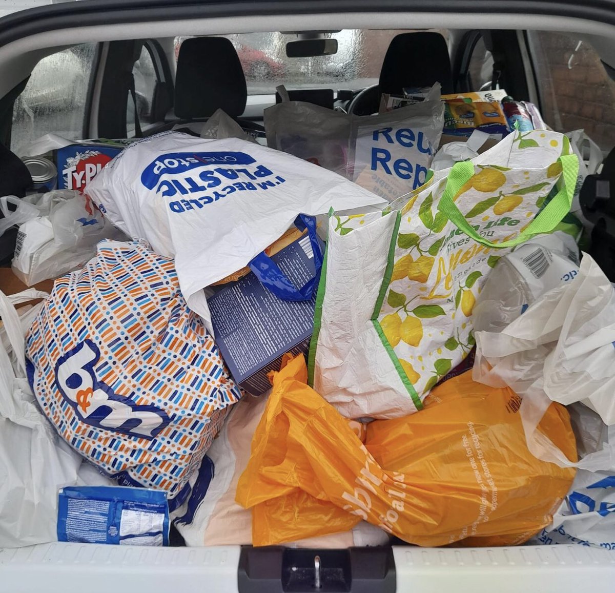 So proud of our school community supporting the local community. Pupils donated goods for the Risca Food Bank for the privilege of wearing Christmas jumpers. Safely delivered today and made ready to make a difference. Thanks to families, pupils and staff for their support.