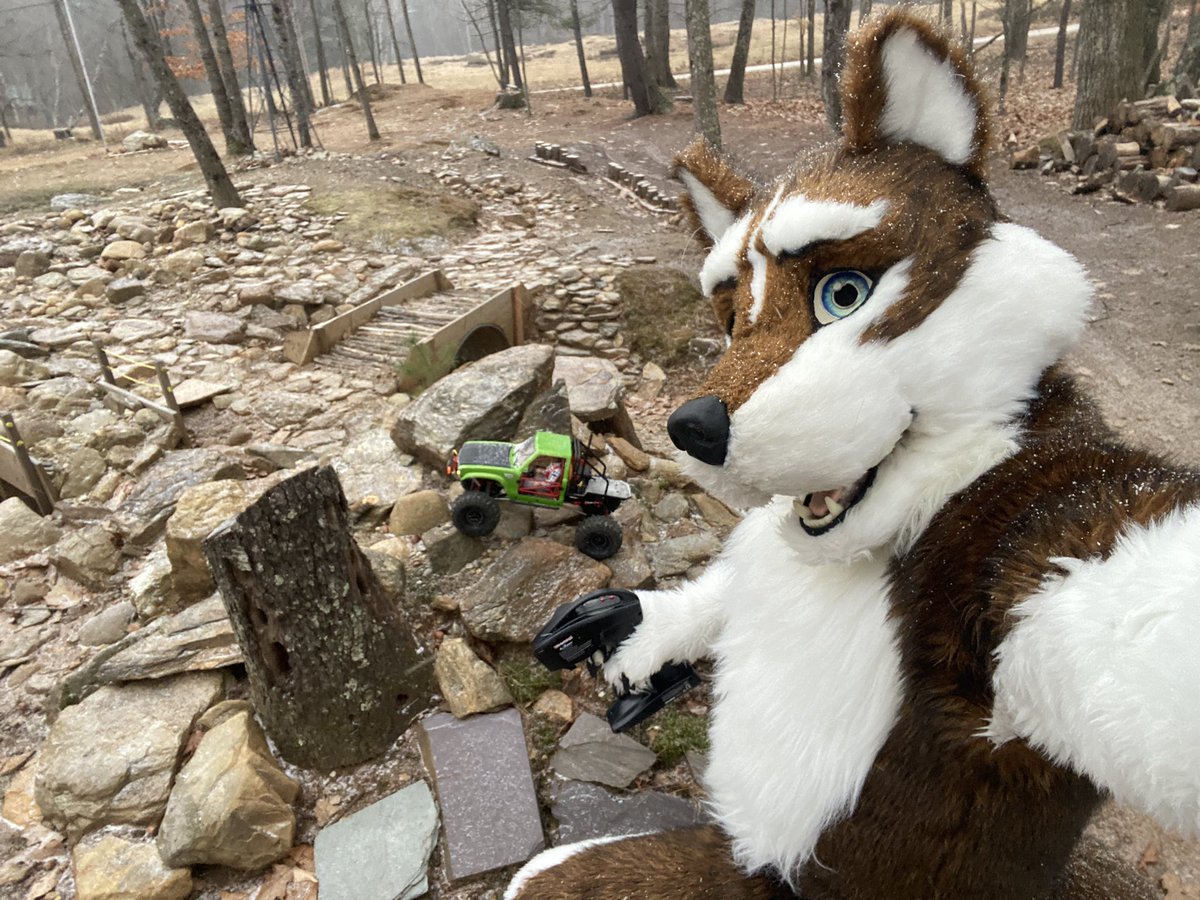 I was told to get out of the house while the kiddos wrapped xmas presents, so off to the backyard crawler course!