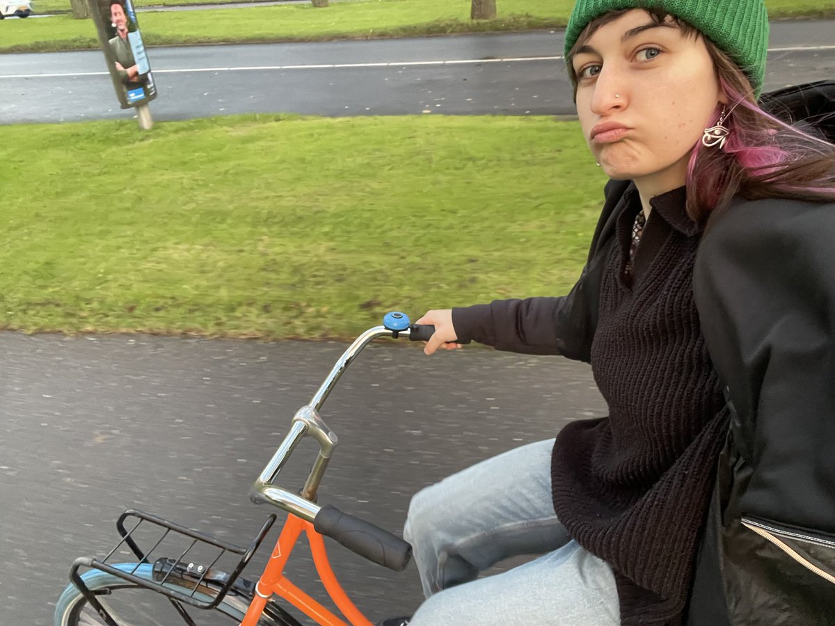 l_marjano's tweet photo. making my return after having moved to the netherlands a few months ago. trying to repair my shit all algorithm that died months ago, we’ll see how it goes. 

pictured: me on my trusty bike, adoring the one gear/backpedal brake combo https://t.co/nxK0QHtgWG