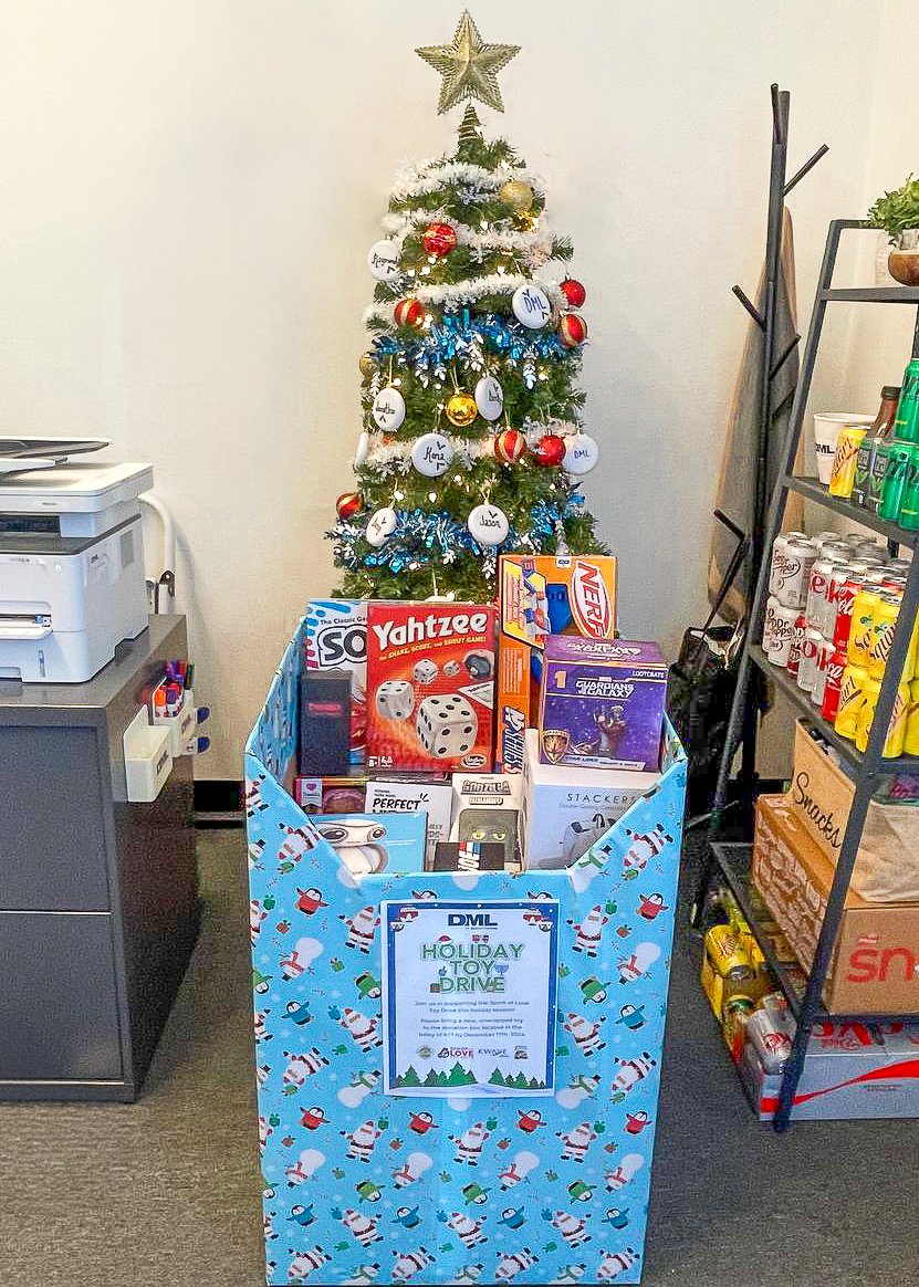 DMLITSolutions's tweet image. This season of giving, our team came together to support the Spark of Love Toy Drive. We’re grateful for the opportunity to spread joy and brighten the holidays for children in need.  🎁🎄#DMLITSolutions #SparkOfLove #SparkOfLoveToyDrive