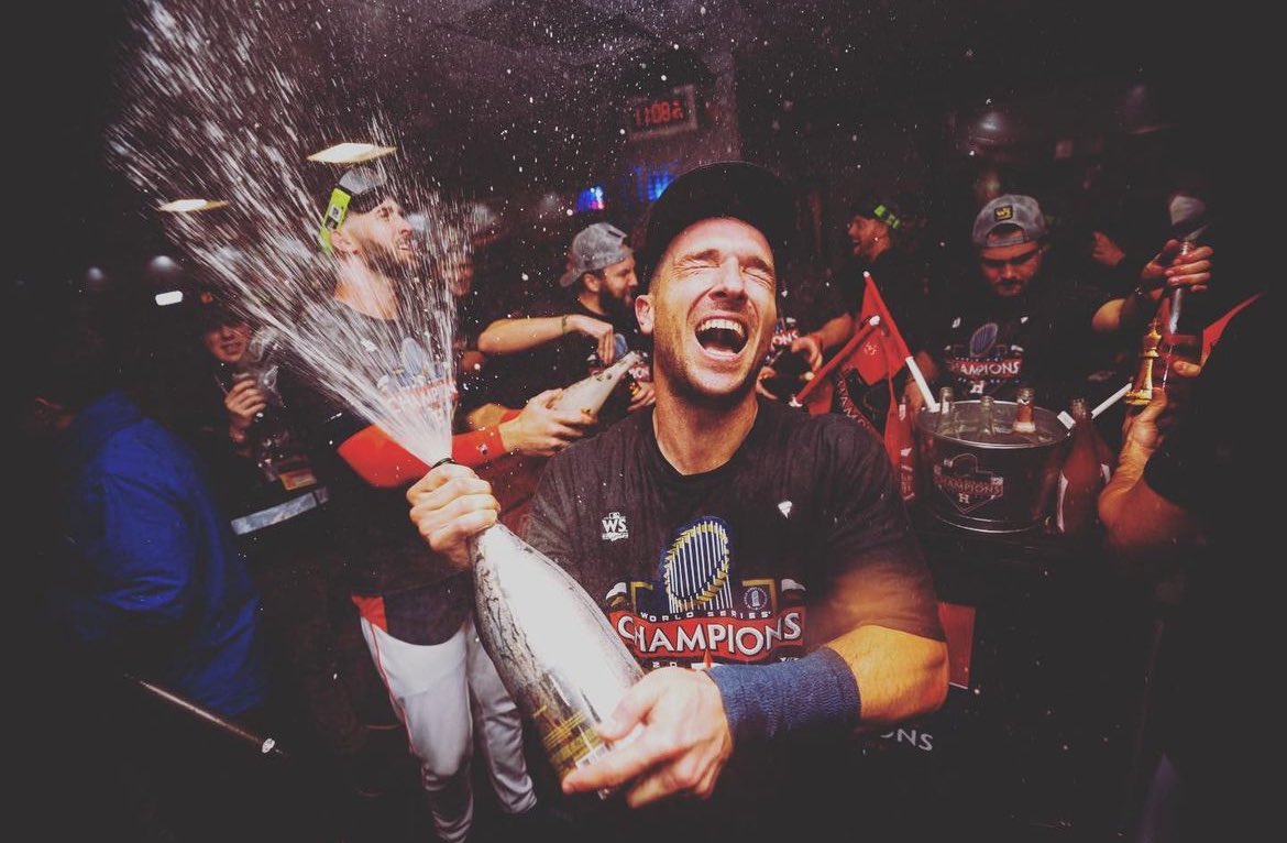 AidanResnick's tweet photo. My all-time favorite player. Send #2 to the rafters. https://t.co/VppnUwyfiO