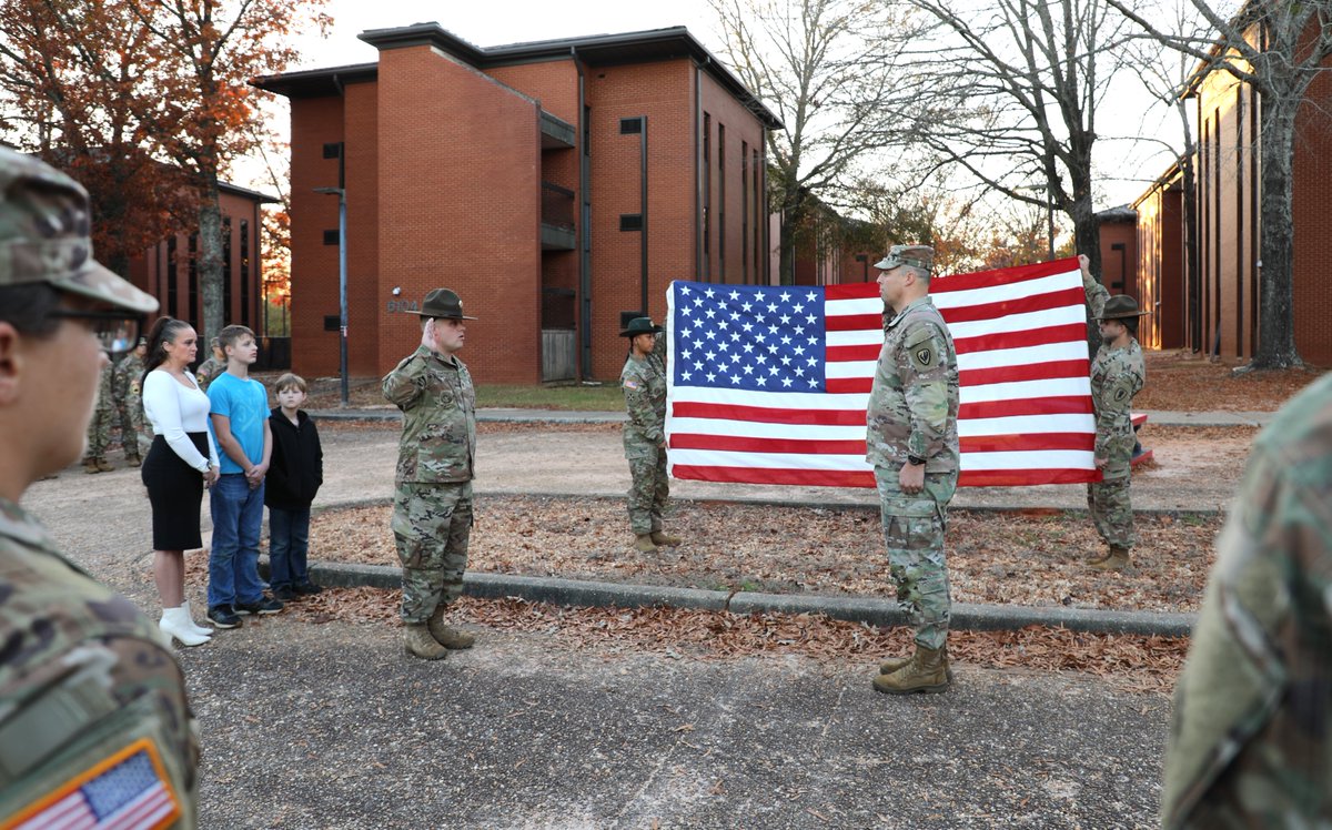 Honored to re-enlist Drill Sergeant (SSG) Daron Ashcraft, 1-13th Aviation Regt. Setting the example in front of his Soldiers, he reaffirmed his allegiance to our Constitution. Congrats to you &amp; your family, and thank you for your continued service to our Nation!