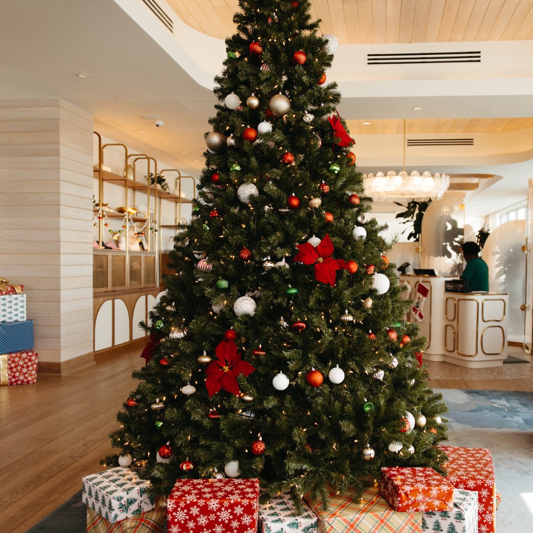 3HGroup's tweet image. As we reflect on 2024, we are especially thankful for our employees, partners, and guests across the country. We are thinking of you this holiday season and wish everyone the best! 📷: The Hiatus Clearwater Beach, Curio Collection by Hilton (Opened 2024)