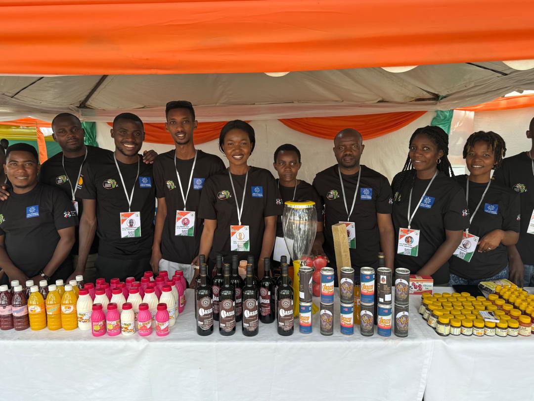 ProfemmesTH's tweet image. In partnership with @TradeMarkAfrica, @ITCnews, and the @MastercardFdn, @ProfemmesTH is supporting women—and youth-led MSMEs in Agri-value addition to showcasing their products at the Rubavu Beach Expo, boosting market linkages and increasing market access.
#Vibeprogram
