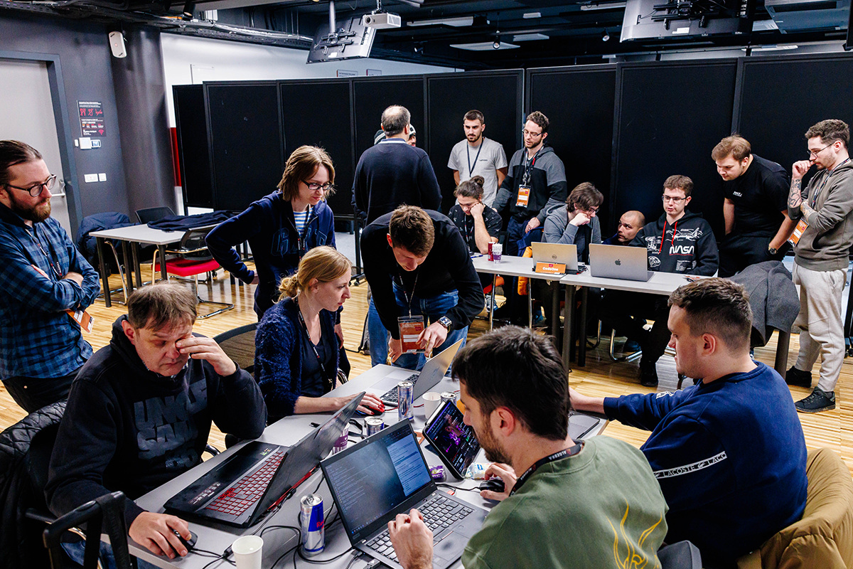DENTNOS's tweet image. #DENT, in partnership w/ @algebra_uni, hosted an open source Hackathon in Zagreb, tackling tasks like NetConf, Ansible scripts &amp;amp; IPv6 readiness.

🎉 Winners: (1st) Pia Maria Bregant (SigmaBit) &amp;amp; (2nd) Erik Štrumberger + CodeOne


👏 Thanks to all teams, mentors &amp;amp; jury!

#dentnos